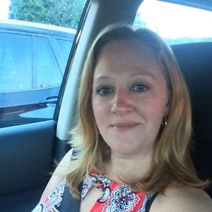 Meet your Posher, Holly